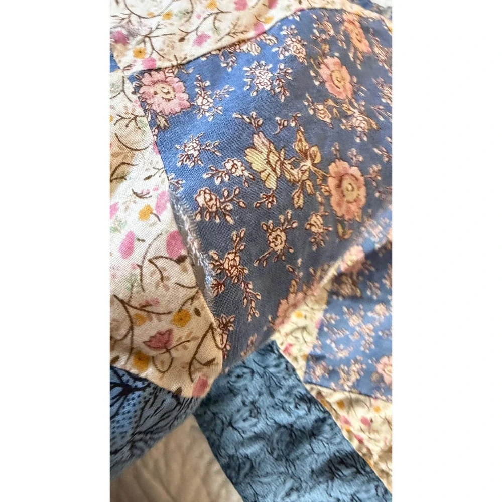 Vintage Floral Appliqué Quilt Full Queen 82x80 Cottage Country Ramie Cotton